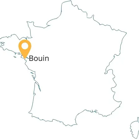 Maison Avec Fauteuil Suspendu Et Lit De Jour Pres De La En Vendee