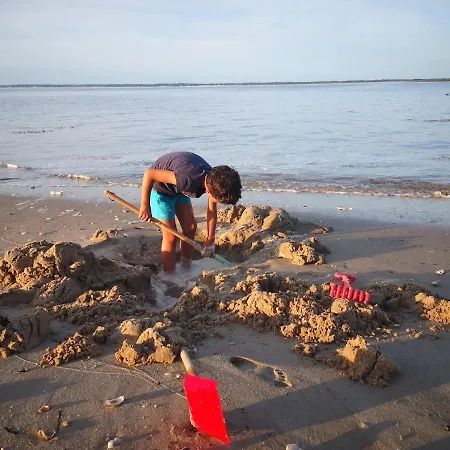 Maison Avec Fauteuil Suspendu Et Lit De Jour Pres De La En Vendee Dom wakacyjny Bouin (Vendee)