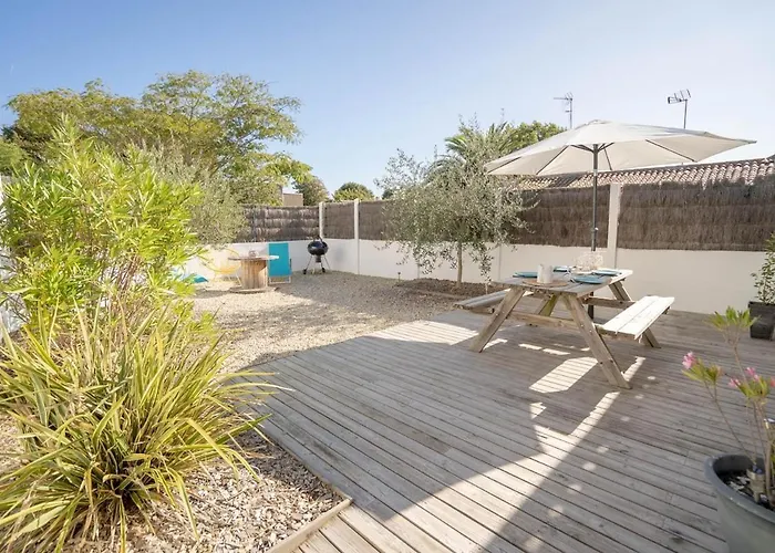 Дом отдыха Maison Avec Fauteuil Suspendu Et Lit De Jour Pres De La En Vendee