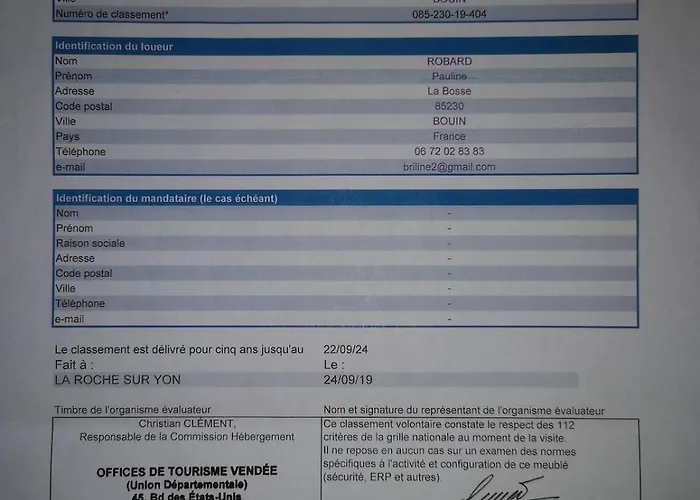 Maison Avec Fauteuil Suspendu Et Lit De Jour Pres De La En Vendee